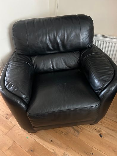 Black leather couch suite of 4 pieces