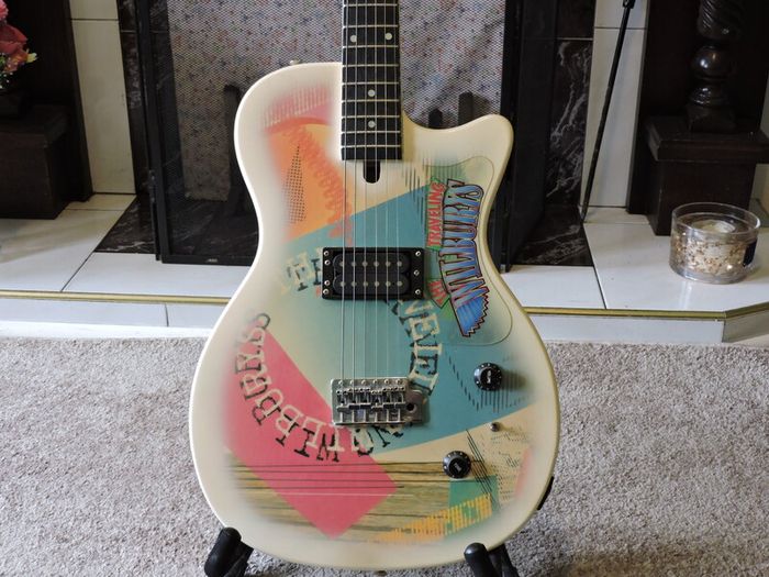 2 Travelling Wilburys 1989 Gretsch guitars