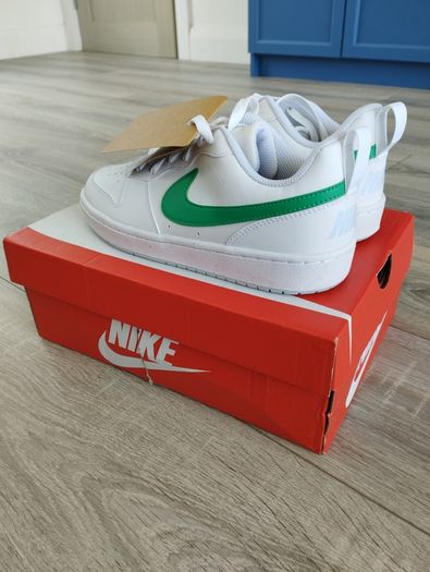 Nike Trainers UK Size 5.5