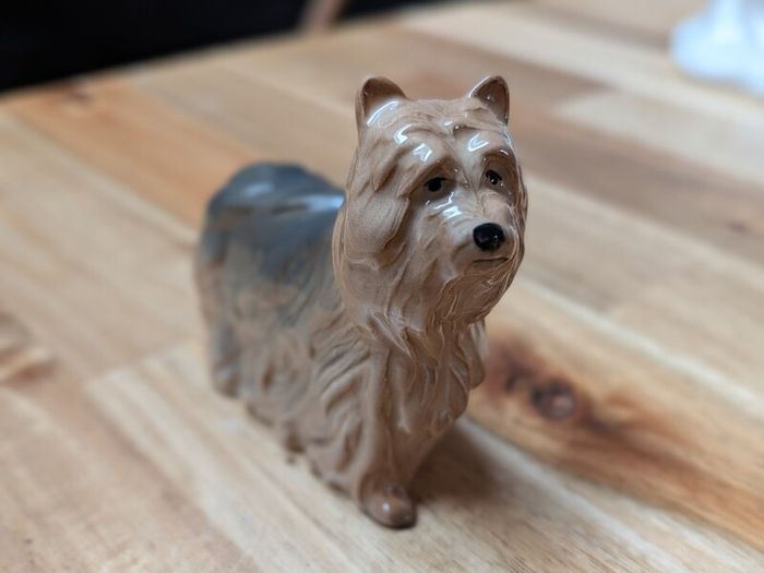 Beswic Yorkshire terrier porcelain figurine