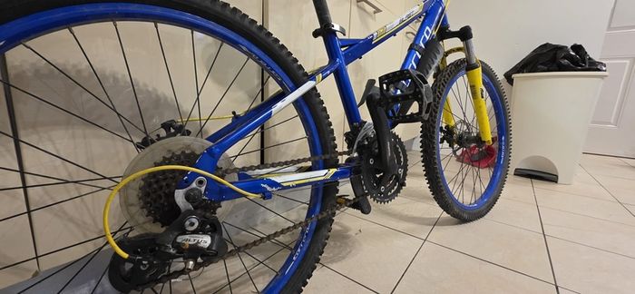Carrera Bike