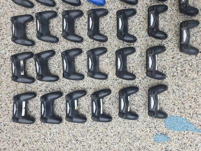 32 x PS4 Controller Joblot (Free Post)