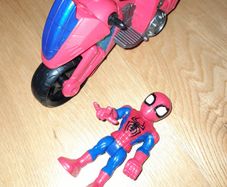 Playskool Super Hero Marvel Spiderman and Motorcycle