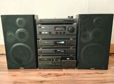 Full advert.  Aiwa stackable HIFI with 80 watt 3 way bass reflex speakers.