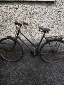 Antique bicycle Raleigh