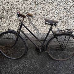 Antique bicycle Raleigh
