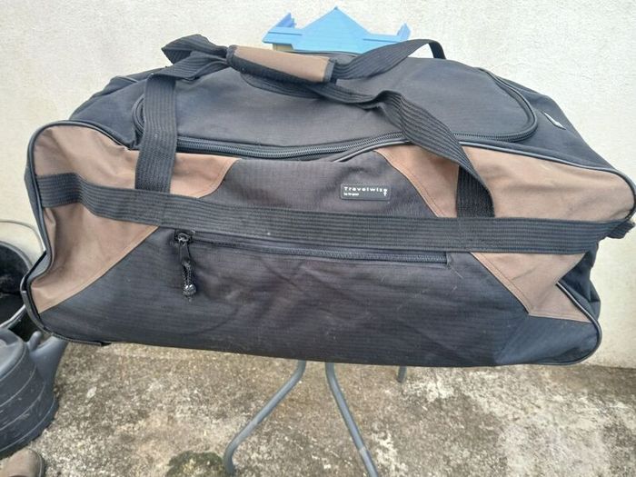 Big HI-GEAR Travel Troley, NEW
