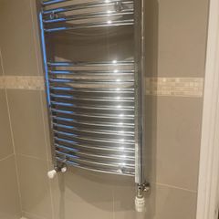 Chrome towel rack/ radiator