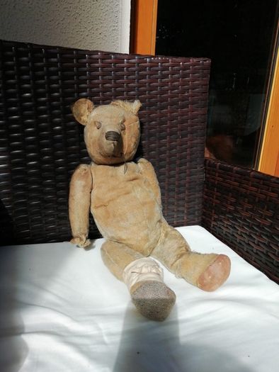 Antique teddy bear