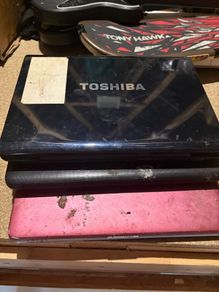 Bundle of 3 laptops