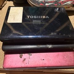 Bundle of 3 laptops