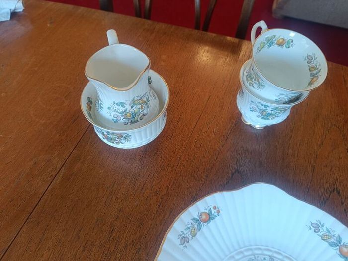 Set of Royal Tara Fine Bone China - Bird and Fruit pattern