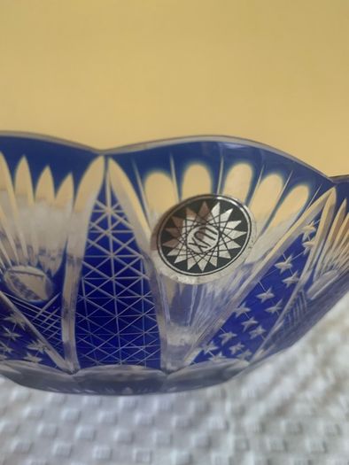 Glass sweet dish