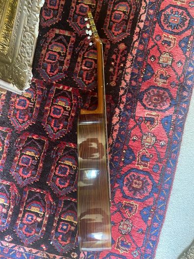 classical guitar Takumi