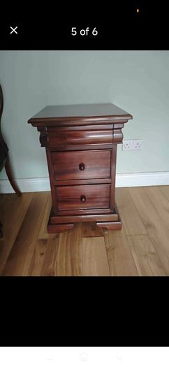 Mahogany Locker