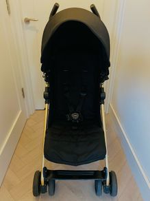 Beautiful and great condition Mamas & Papas buggy