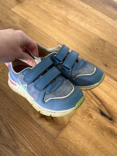 Girls Shoe - Pablosky (UK11/ EU29)