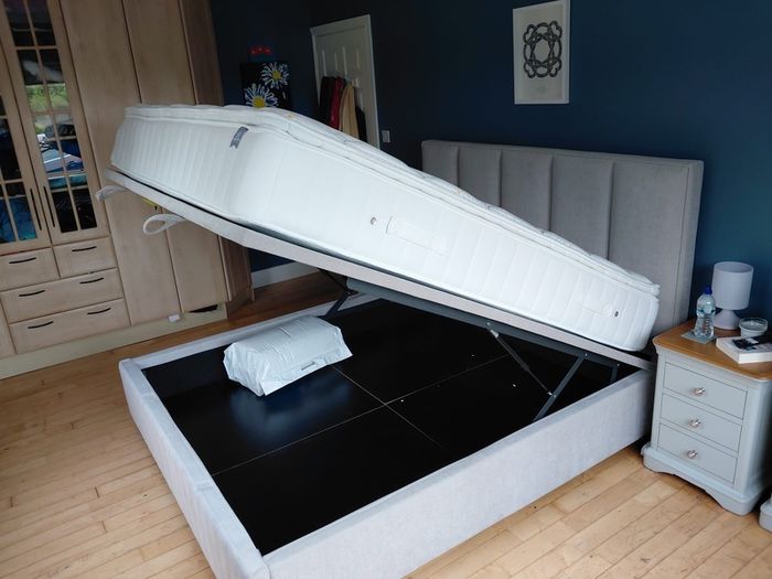 Super king storage bed and mattress