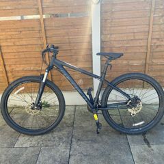 Carrera Vengeance 27.5 inch wheels mountain bike