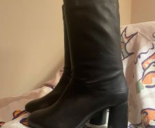 UNISA Black Leather Boots