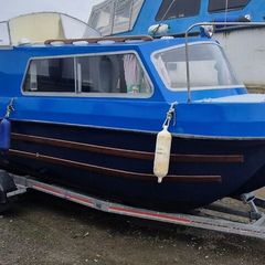 Dawncraft Dandy 19ft with trailer & Honda outboard