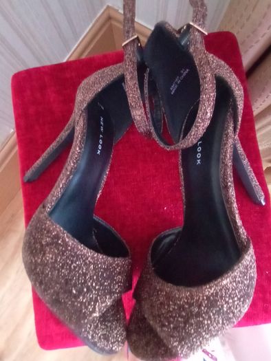 Boots, Shoes, 5, Reduced