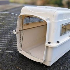 Petmate Sky Kennel - for cat or dog.