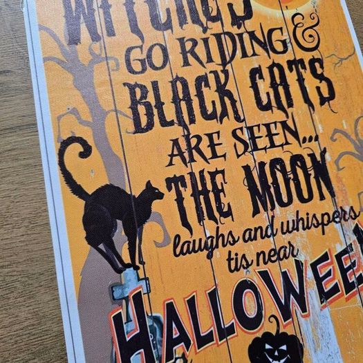 Small Halloween canvas