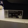 jordans boys or girls size 3 Image 4