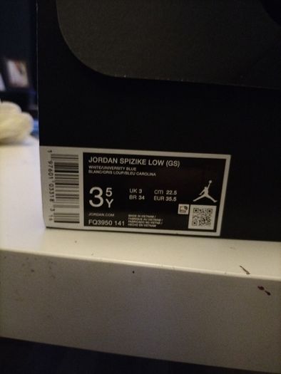 jordans boys or girls size 3