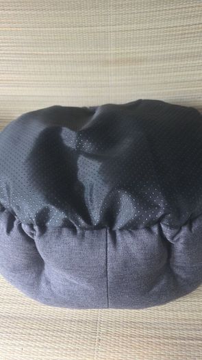 Cat bed