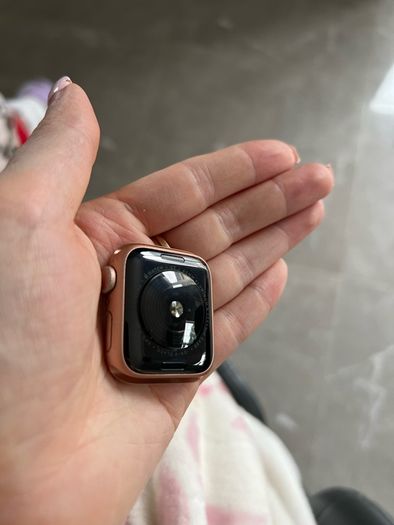 Apple Watch SE