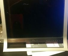 Sony Xbrite Sdm-hs95p 19"