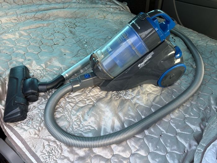 Morphy Richards Supersonic Bagless Cylinder Vacuum Cleaner
