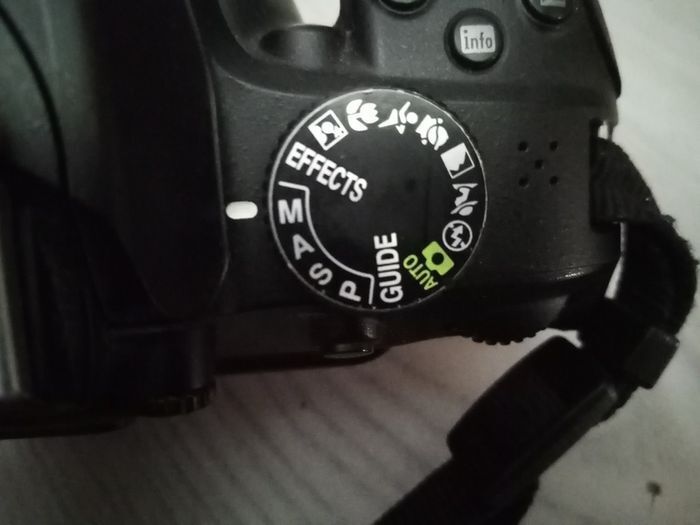 Nikon D3400 camera body