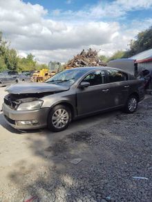 Breaking VW Passat 1.6 cay 2012