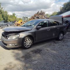 Breaking VW Passat 1.6 cay 2012