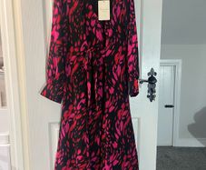 NEW Emily & Me Midi Dress with pockets - Size 12