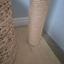 cats scratching pod Image 3