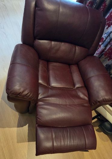 Reclining Leather Chair
