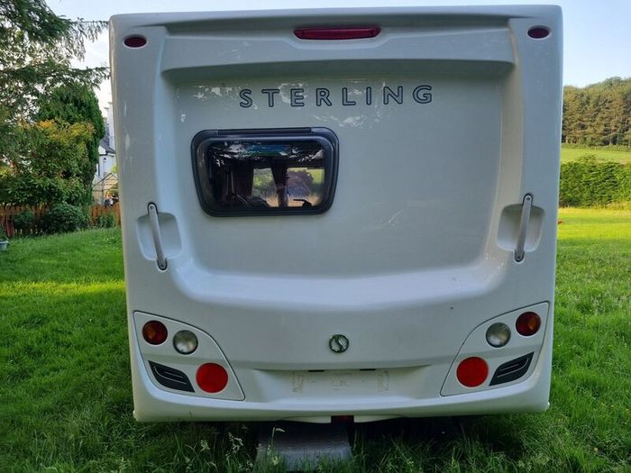 Sterling Europa 390 - 2 Berth