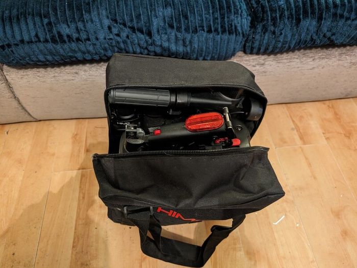 HIMO electric scooter in black