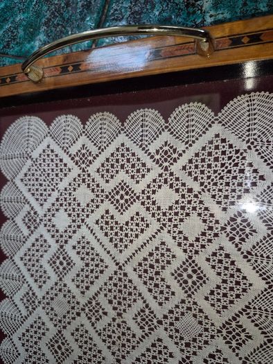 Serving tray