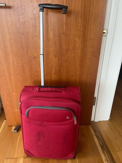 cabin size suitcase