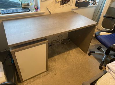 FREE-Office desk with storage