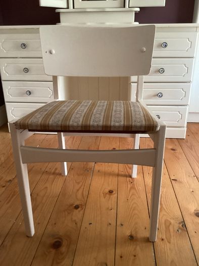 Country Pine painted dressing table
