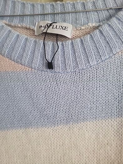 soft jumper fit up to an 18