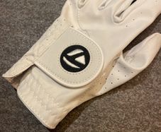 Golf glove, excellent condition
