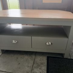 Corner tv unit length 37 inches height 20 inches . Good condition.