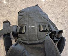 BabyBjorn Carrier One